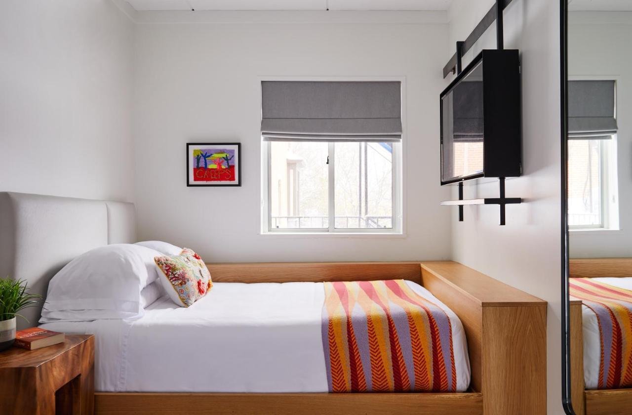 Bluebird Spa City Motor Lodge ซาราโทกาสปริงส์ ภายนอก รูปภาพ